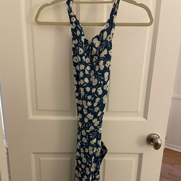 💙BNWT REFORMATION HARLEEN DRESS SZ2💙 - Picture 2 of 4